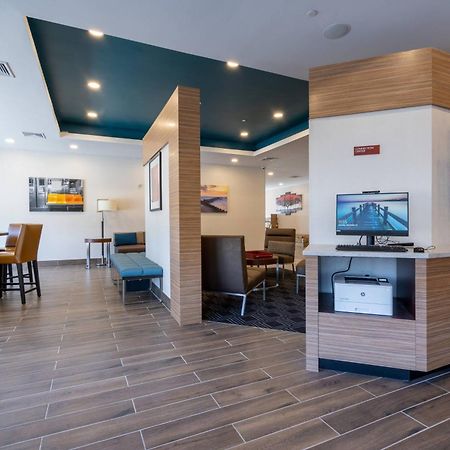 Towneplace Suites By Marriott Clinton Εξωτερικό φωτογραφία