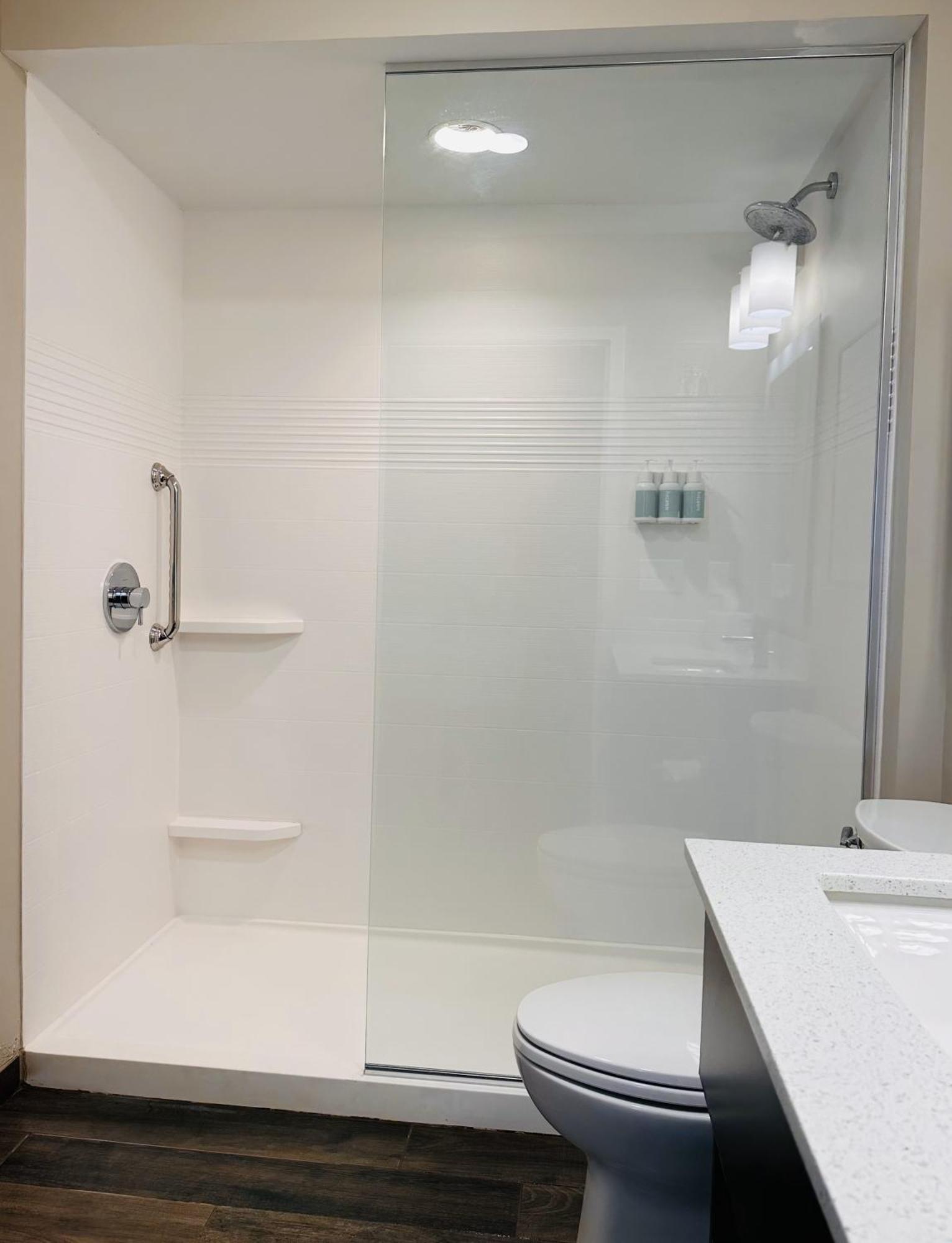 Towneplace Suites By Marriott Clinton Εξωτερικό φωτογραφία