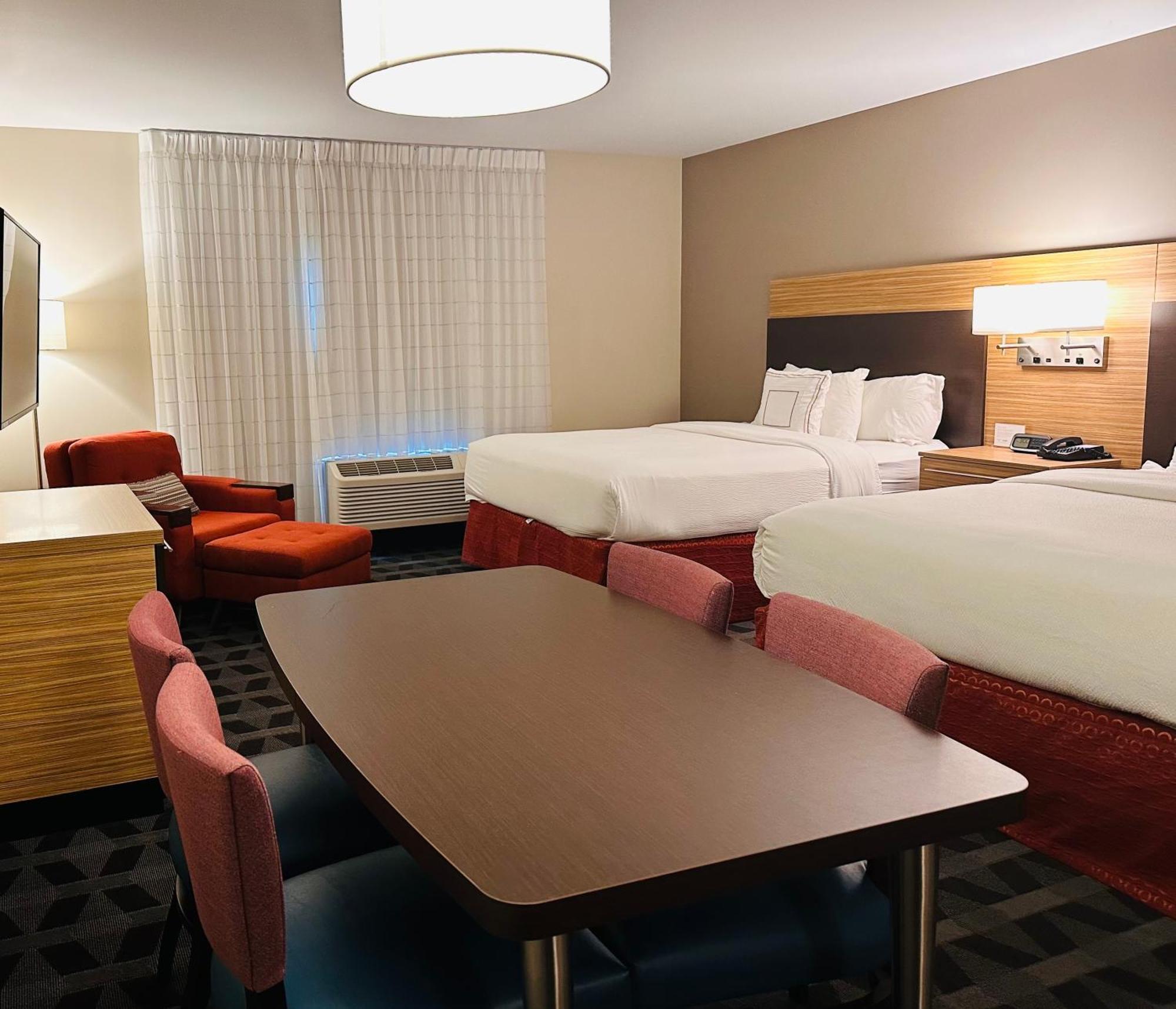 Towneplace Suites By Marriott Clinton Εξωτερικό φωτογραφία